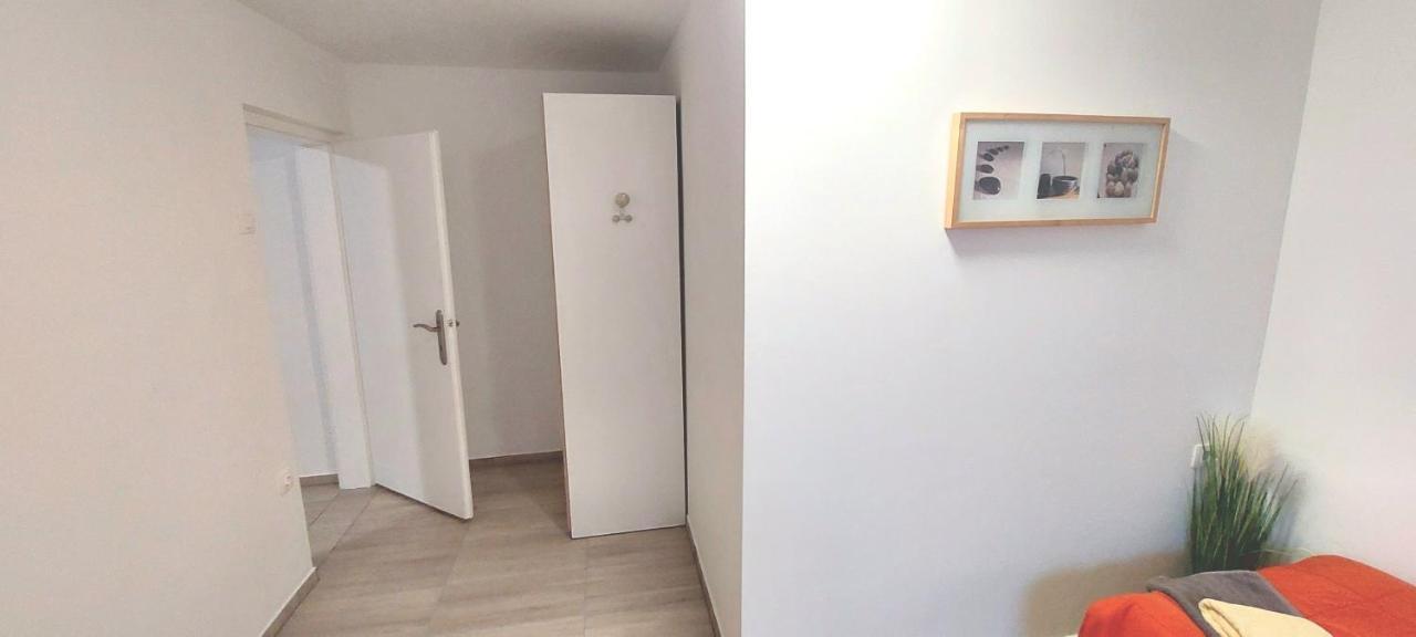 Jo-Ma Apartma - Safe Parking ลูบลิยานา ภายนอก รูปภาพ